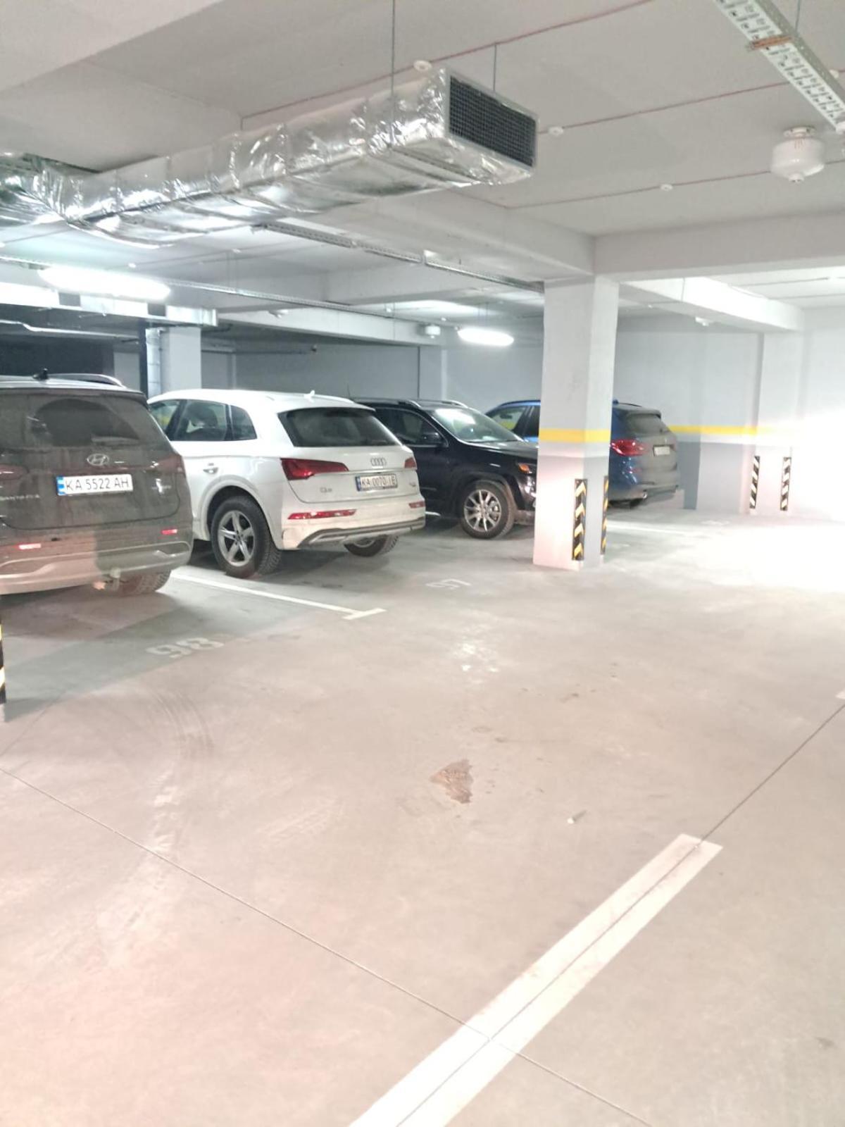 Airport 24/24!!! Parking, Taxi. Appartamento Chişinău