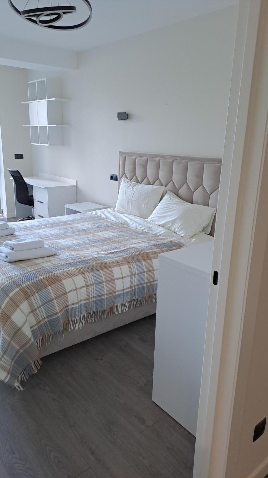 Appartamento Airport 24/24!!! Parking, Taxi. *